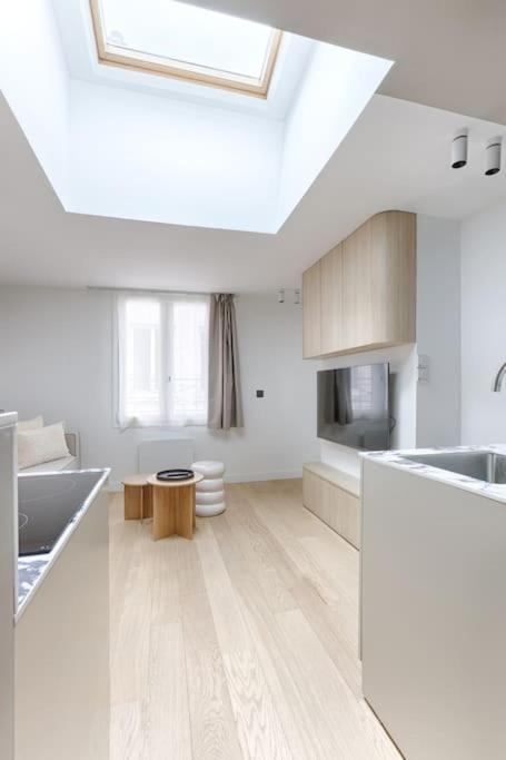 Mykeypers - Luxury Design Flat 2br/6p - Rue De Charonne ! * Parijs