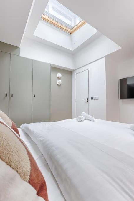 Mykeypers - Luxury Design Flat 2br/6p - Rue De Charonne ! Parijs