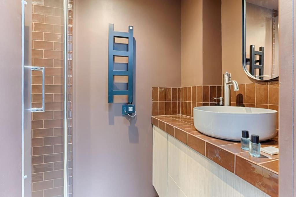 Mykeypers - Luxury Design Flat 2br/6p - Rue De Charonne ! Parijs