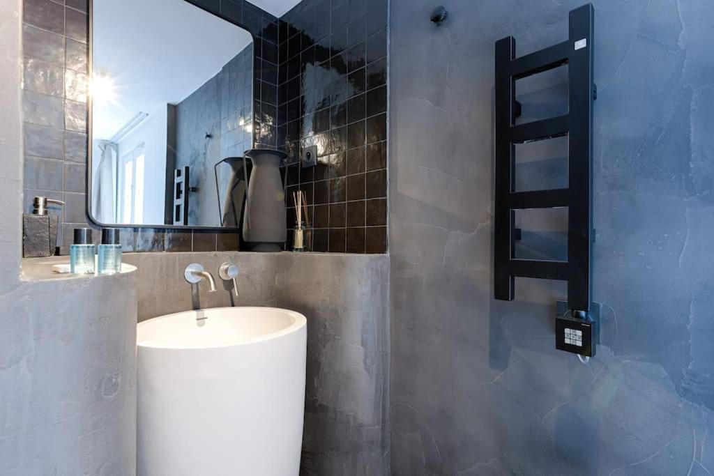 Mykeypers - Luxury Design Flat 2br/6p - Rue De Charonne ! Appartement